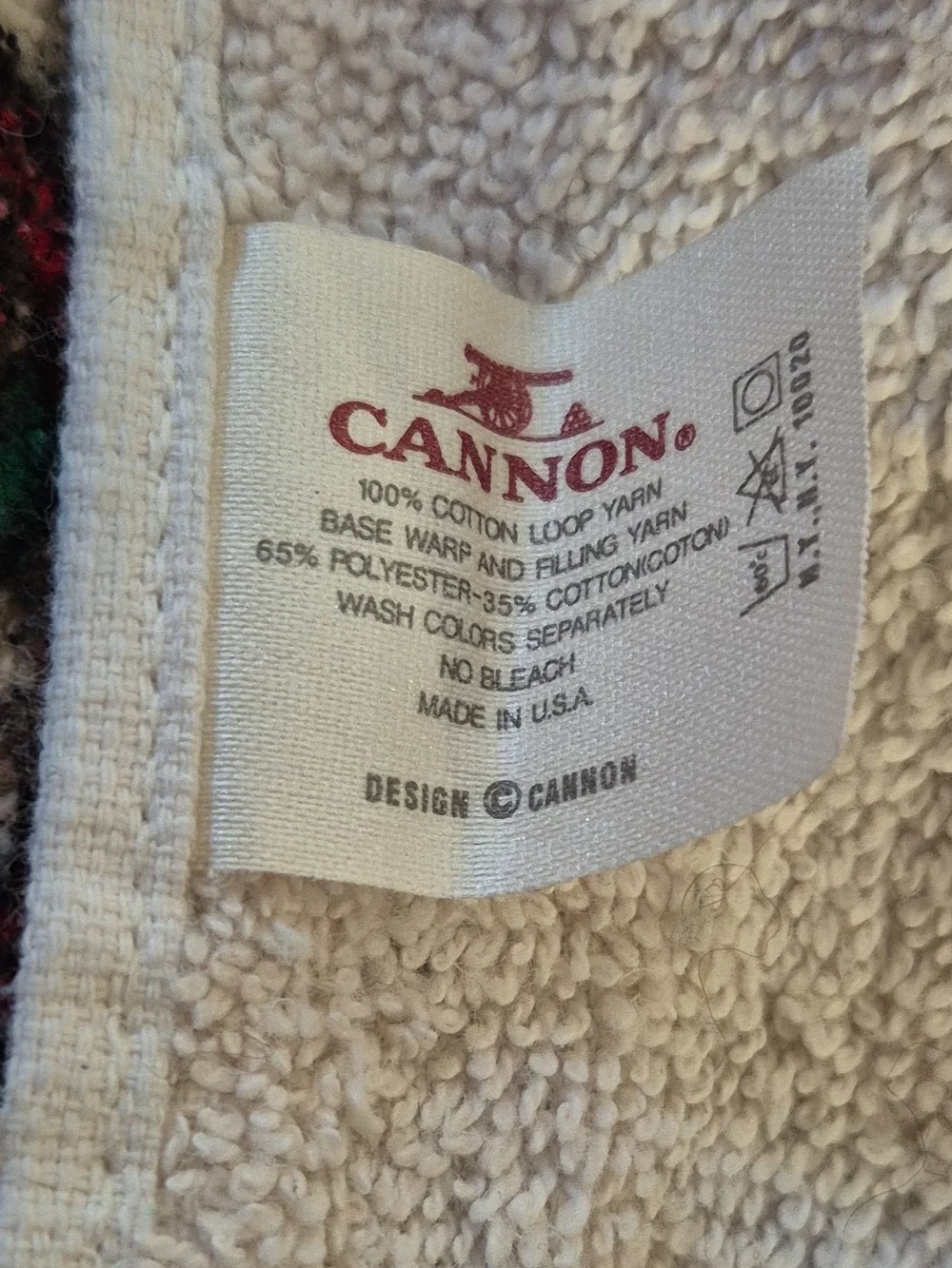 Canon Red and White Bunny Heart Holiday Towel